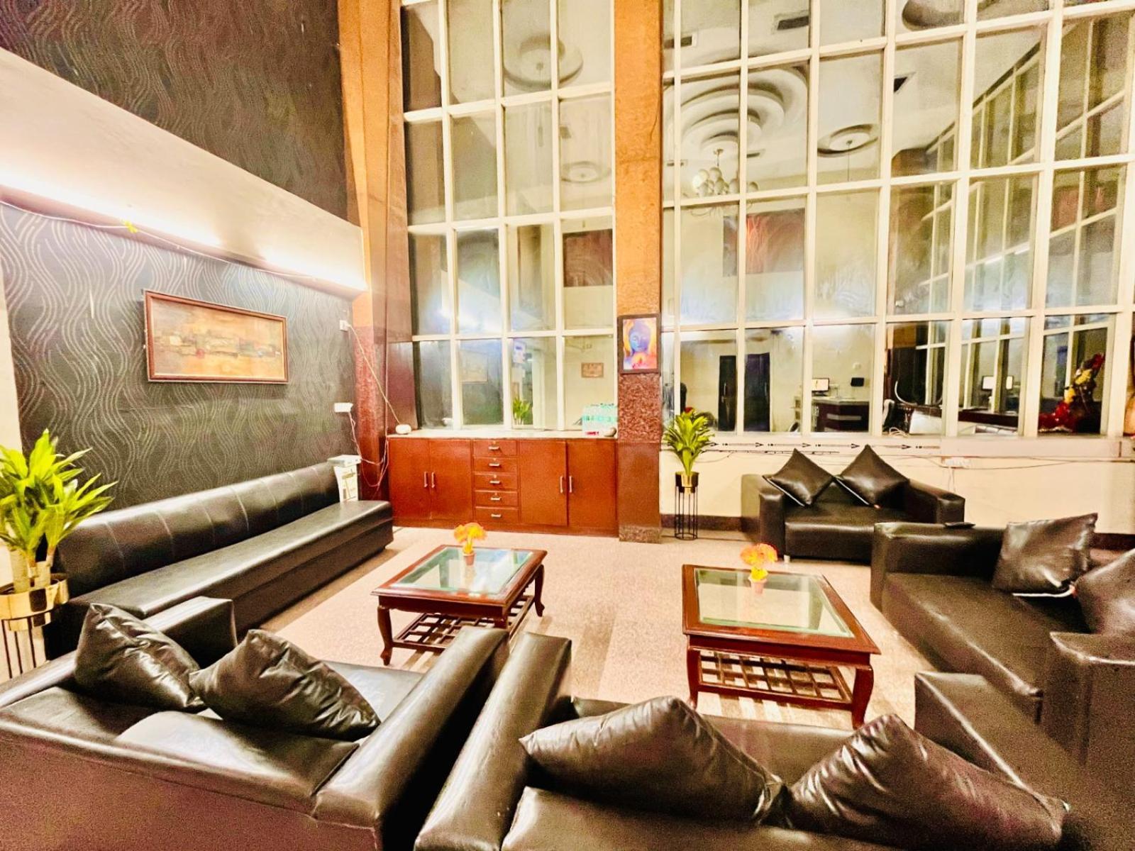 Hotel Ramawati Near Ganga Ghat Haridwār Exterior foto